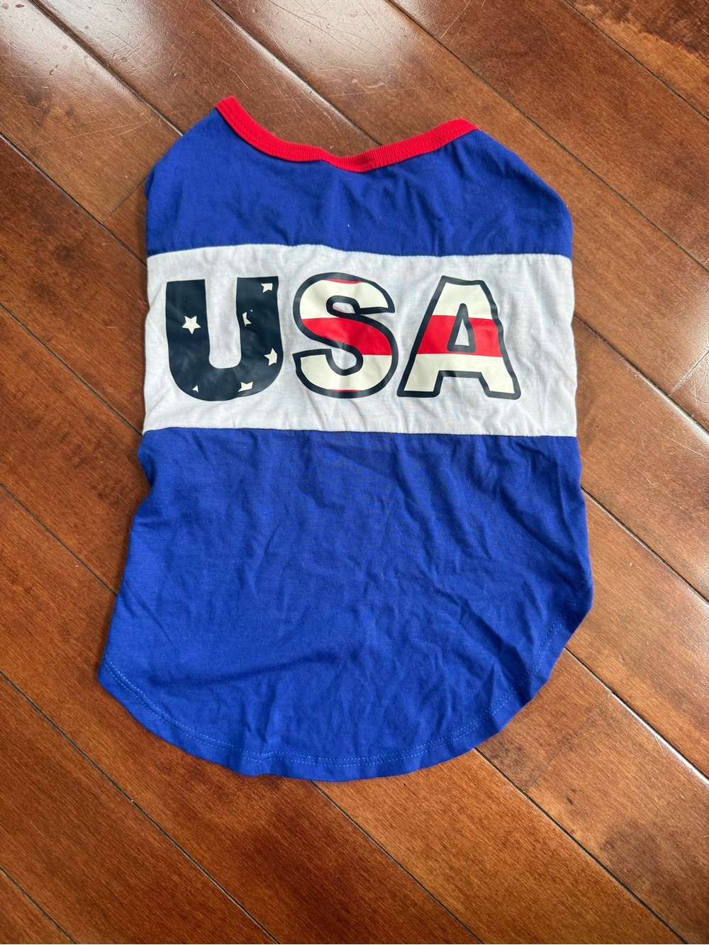 Michaels USA Blue Red & White Patriotic Dog T-Shirt, size Large